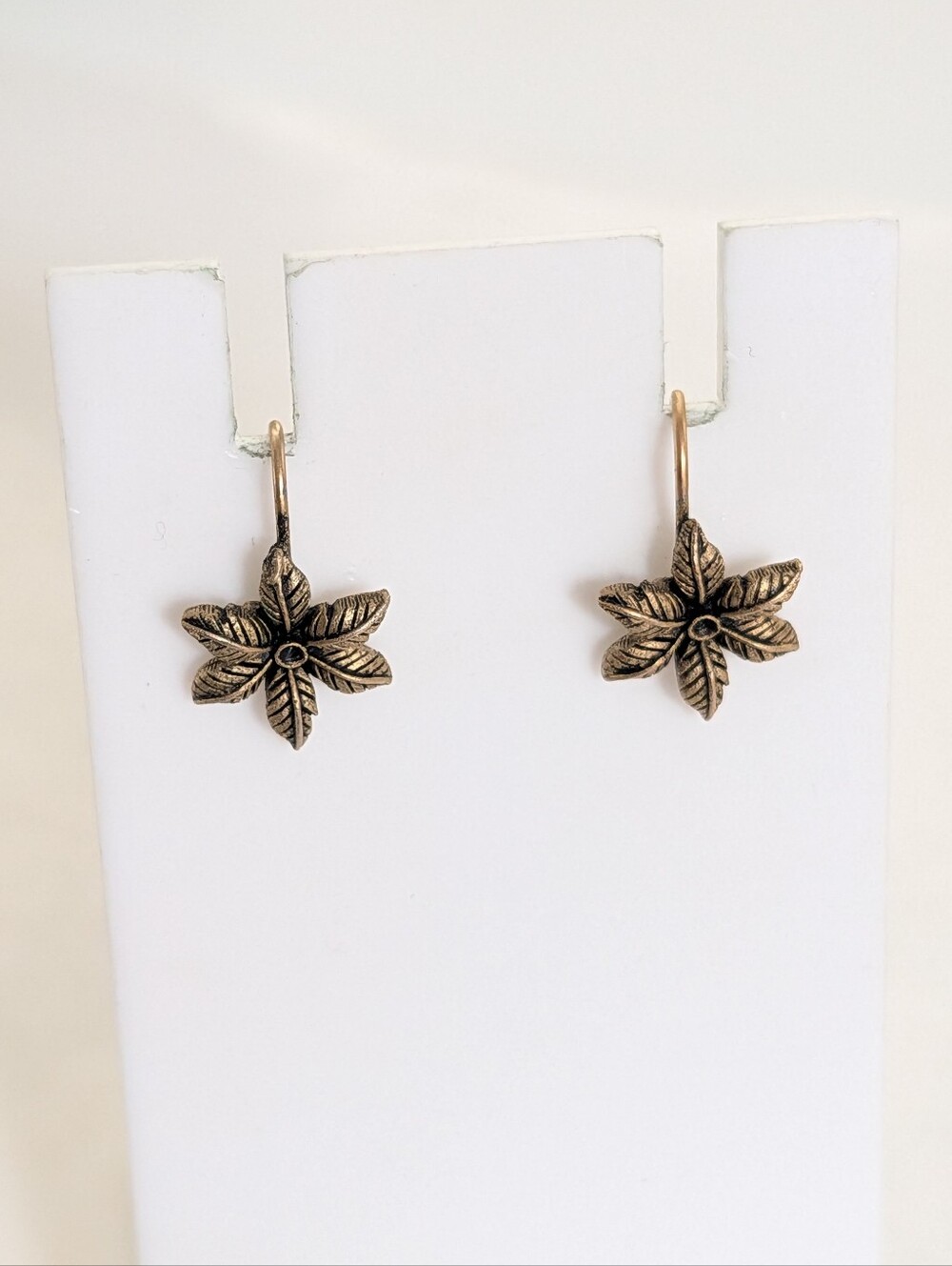 Vintage Antique Gold Tone Floral Flower Dainty Boho Delicate Hook Earrings